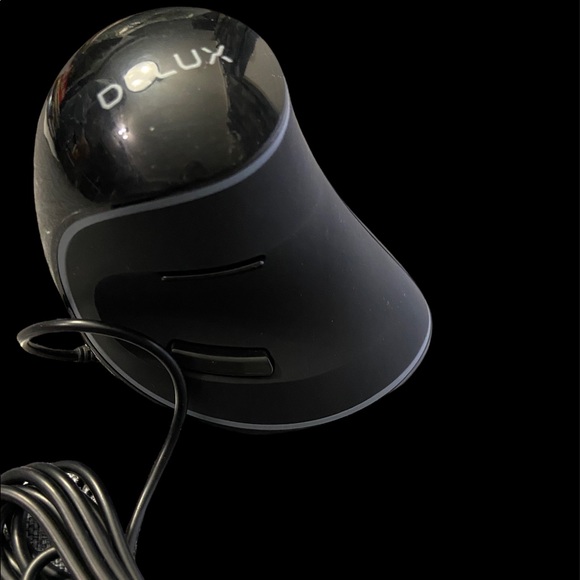 Delux Computer Gaming Mouse - Picture 2 of 3